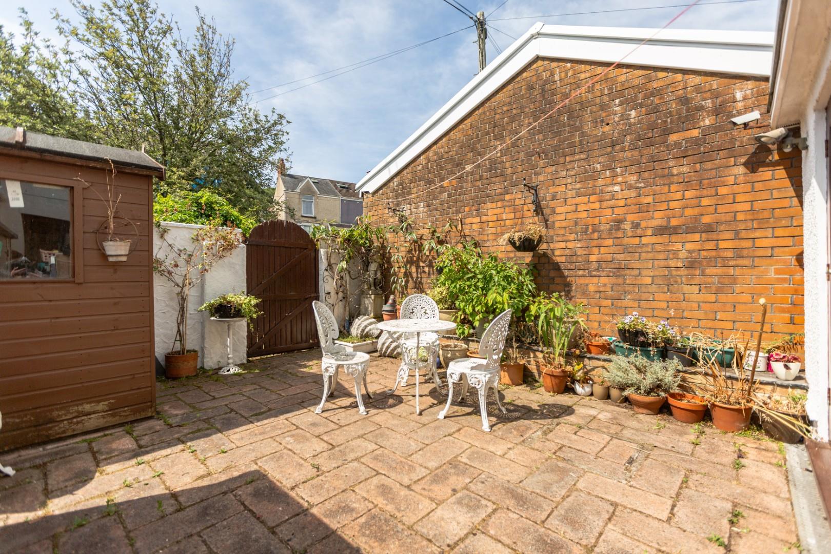 Devon Place, Mumbles, Swansea, SA3 4DR